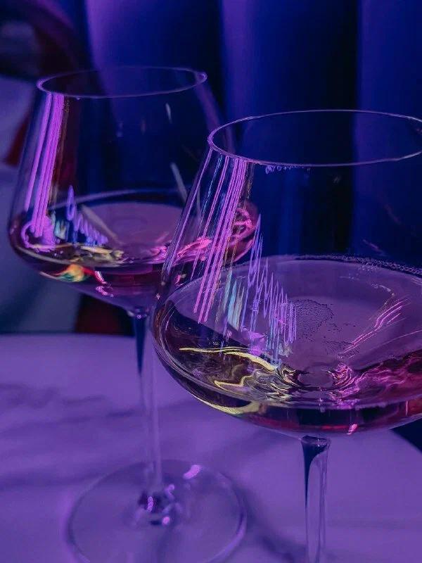 Проведите майские праздники в караоке-гастробаре Prosecco!